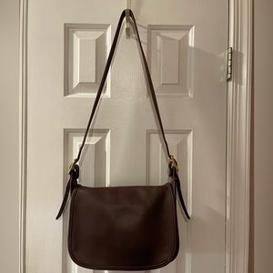 Vintage Coach Chocolate Brown Patricia 9951. Loved w/No Rips and Hardware Works